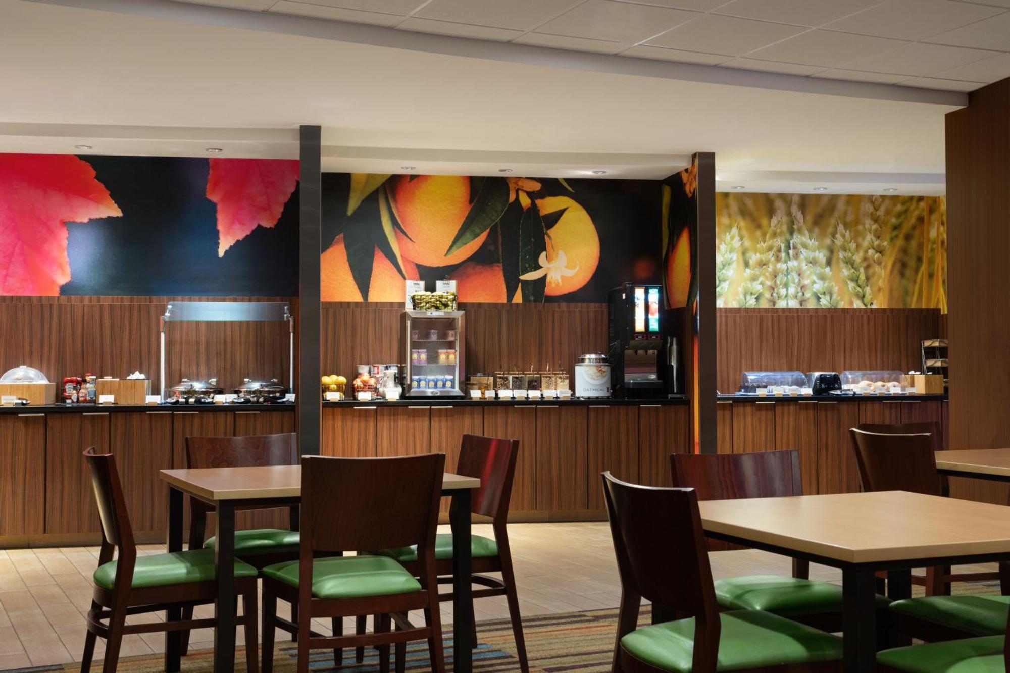 Fairfield Inn & Suites By Marriott London Buitenkant foto