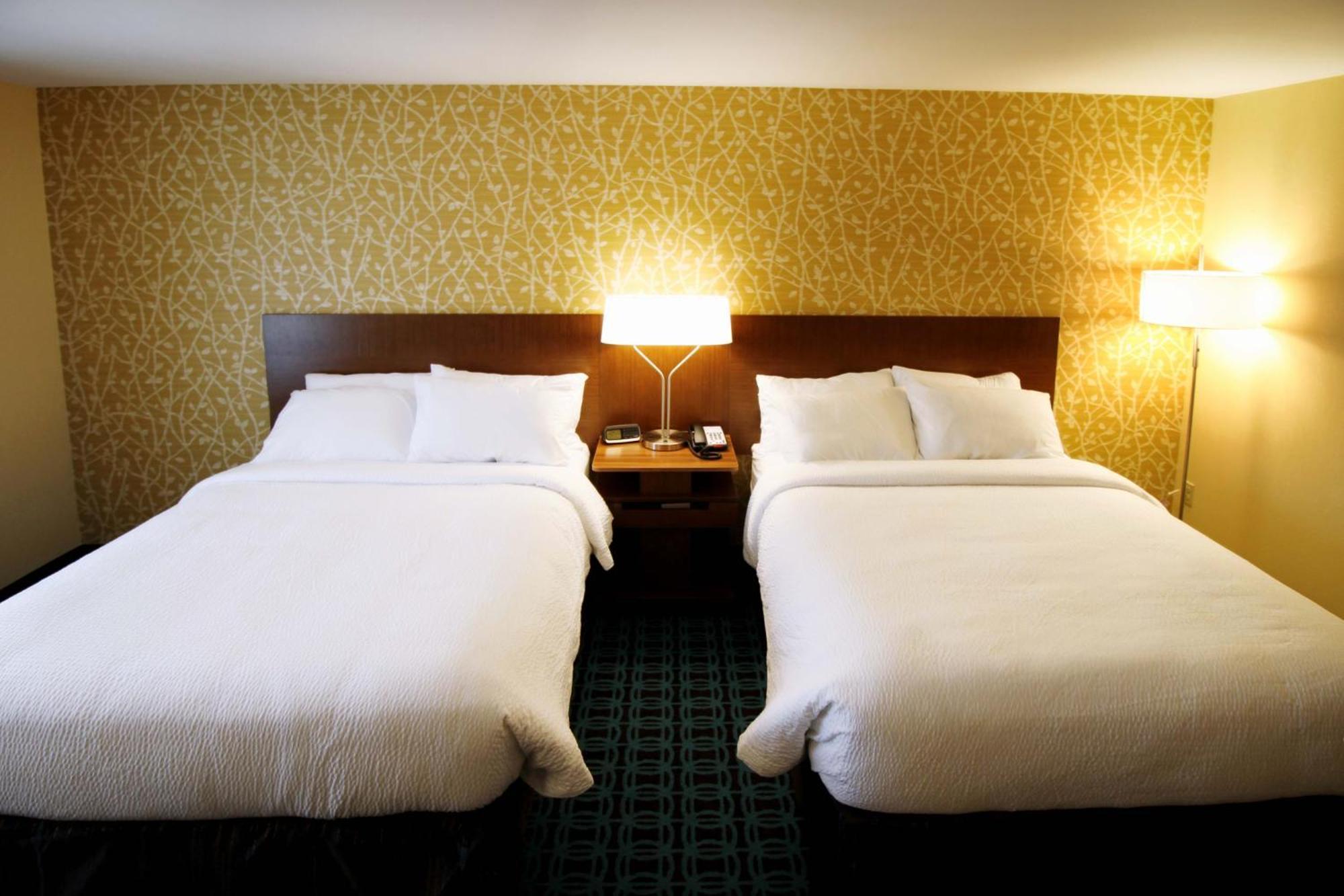 Fairfield Inn & Suites By Marriott London Buitenkant foto