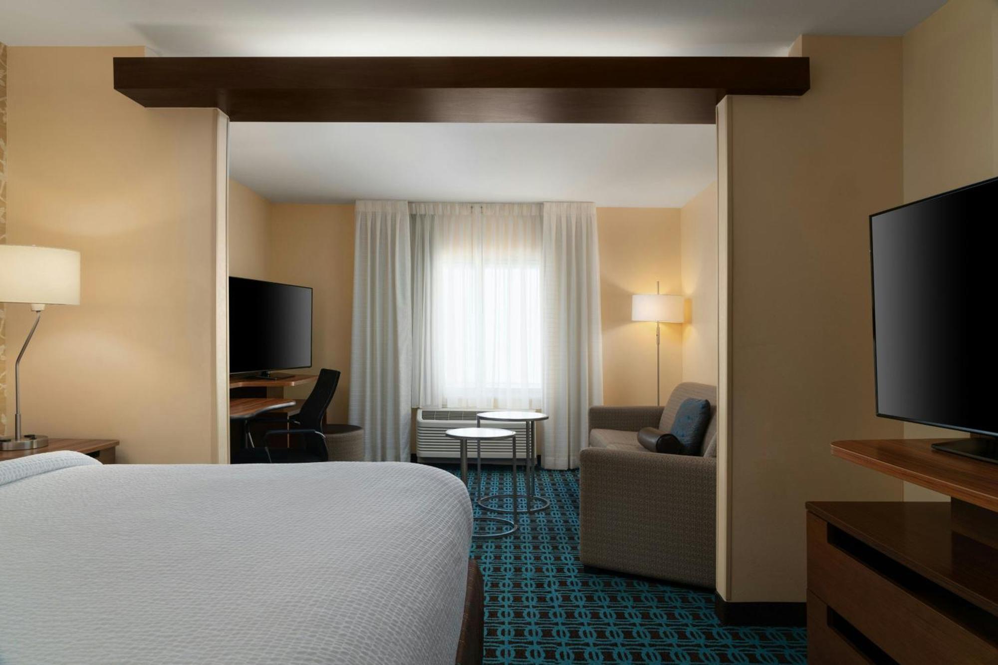 Fairfield Inn & Suites By Marriott London Buitenkant foto