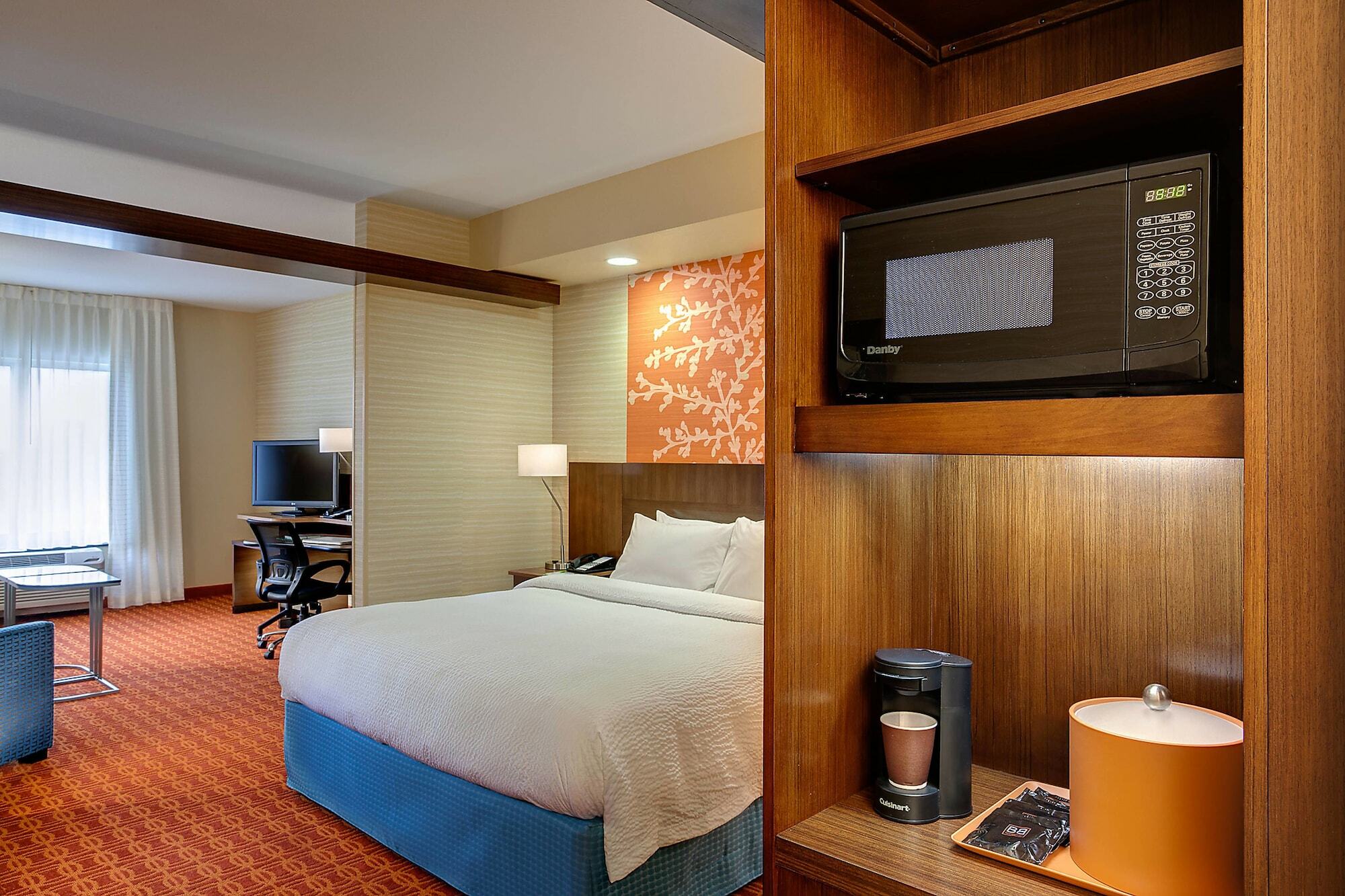 Fairfield Inn & Suites By Marriott London Buitenkant foto