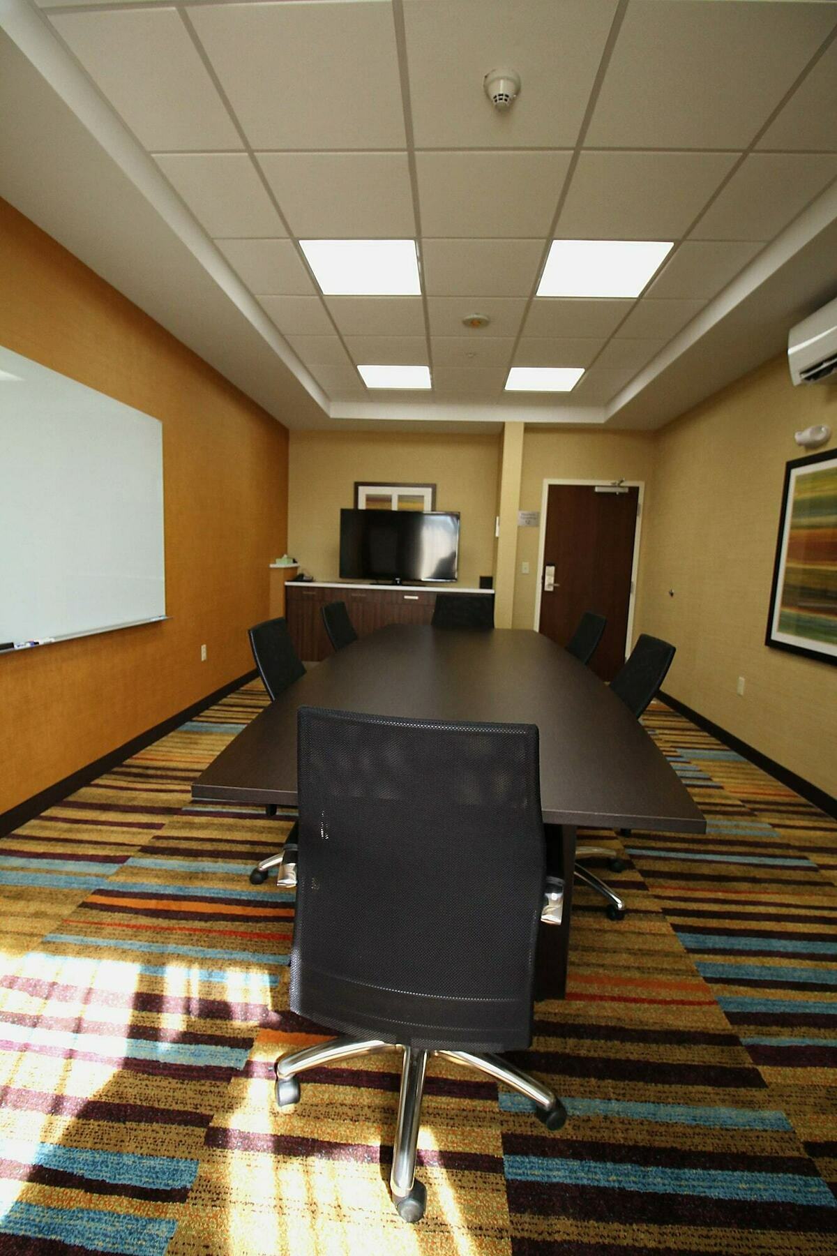 Fairfield Inn & Suites By Marriott London Buitenkant foto