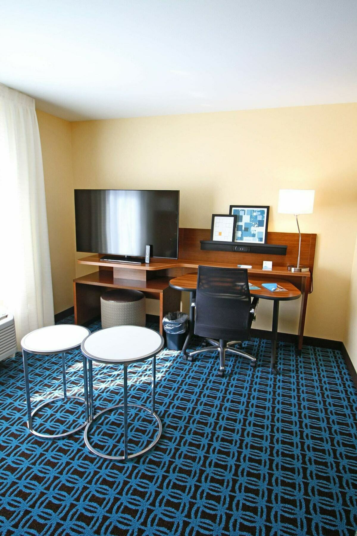 Fairfield Inn & Suites By Marriott London Buitenkant foto